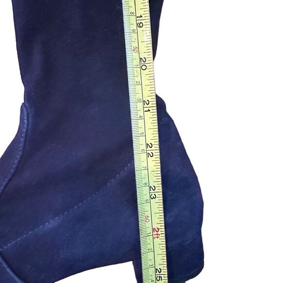 Stuart Weitzman Genna 25 City Boot in Navy Suede - Picture 4 of 9